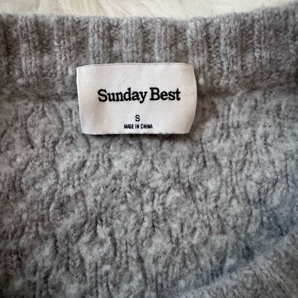Aritzia Sunday Best Peggy Cropped Sweater - Picture 5 of 9